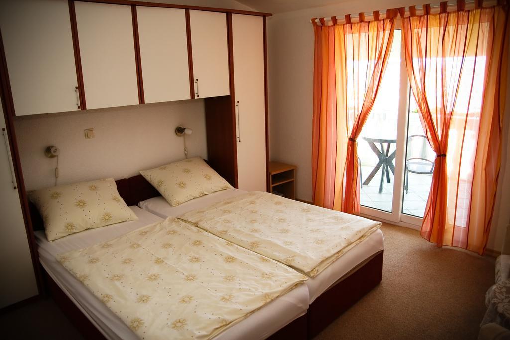 Apartments Katarine Zrinske Водице Экстерьер фото